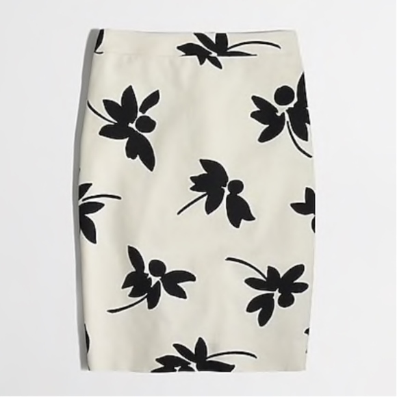 J. Crew Dresses & Skirts - J.Crew Pencil skirt